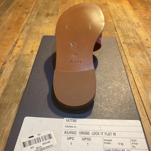 Lock it flat mule size 36 need to sell ASAP 800 OBO - Picture 3 of 4